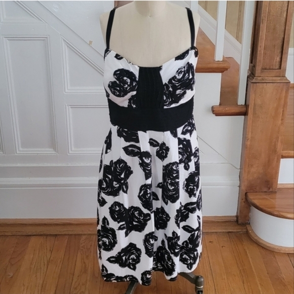 torrid Dresses & Skirts - TORRID Rose Pattern Black White Dress Plus Size 14